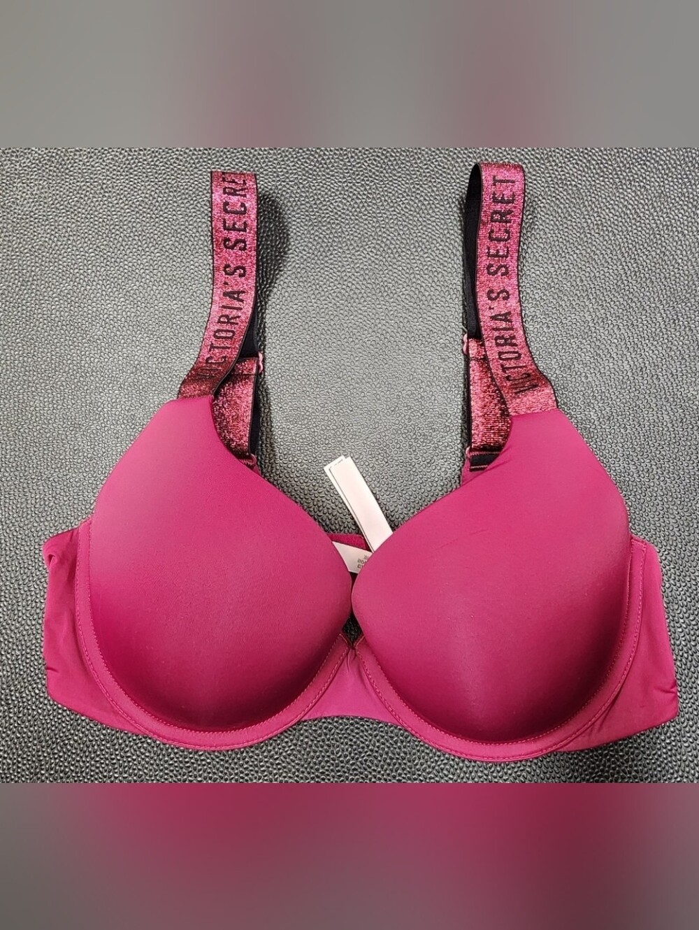 NWOT SZ 36C VICTORIA'S  SECRET PUSH UP BRA.